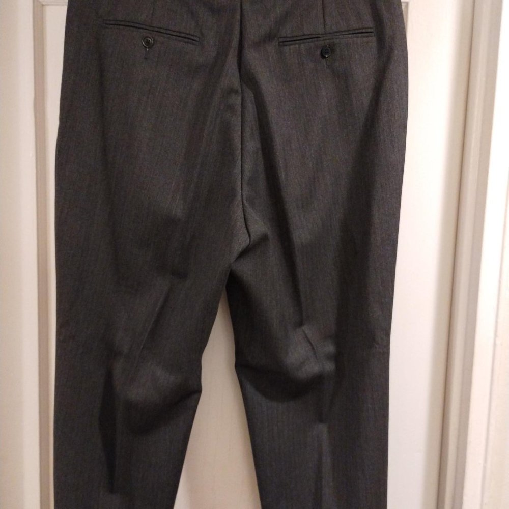 Nautica Suit - Size: 42R/36W - Picture 14 of 15